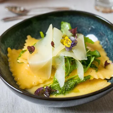 Cafe Zum Jaeger Vendégház 3*